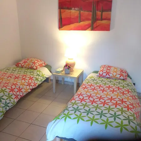 Maison De 2 Chambres Avec Terrasse Amenagee Et Wifi A Le Verger * Oisy-le-Verger