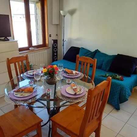 Dom wakacyjny Maison De 2 Chambres Avec Terrasse Amenagee Et Wifi A Le Verger *