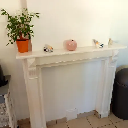 Maison De 2 Chambres Avec Terrasse Amenagee Et Wifi A Le Verger Dom wakacyjny